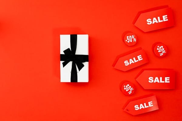 Affiche soldes à imprimer gratuit : attirez vos clients facilement